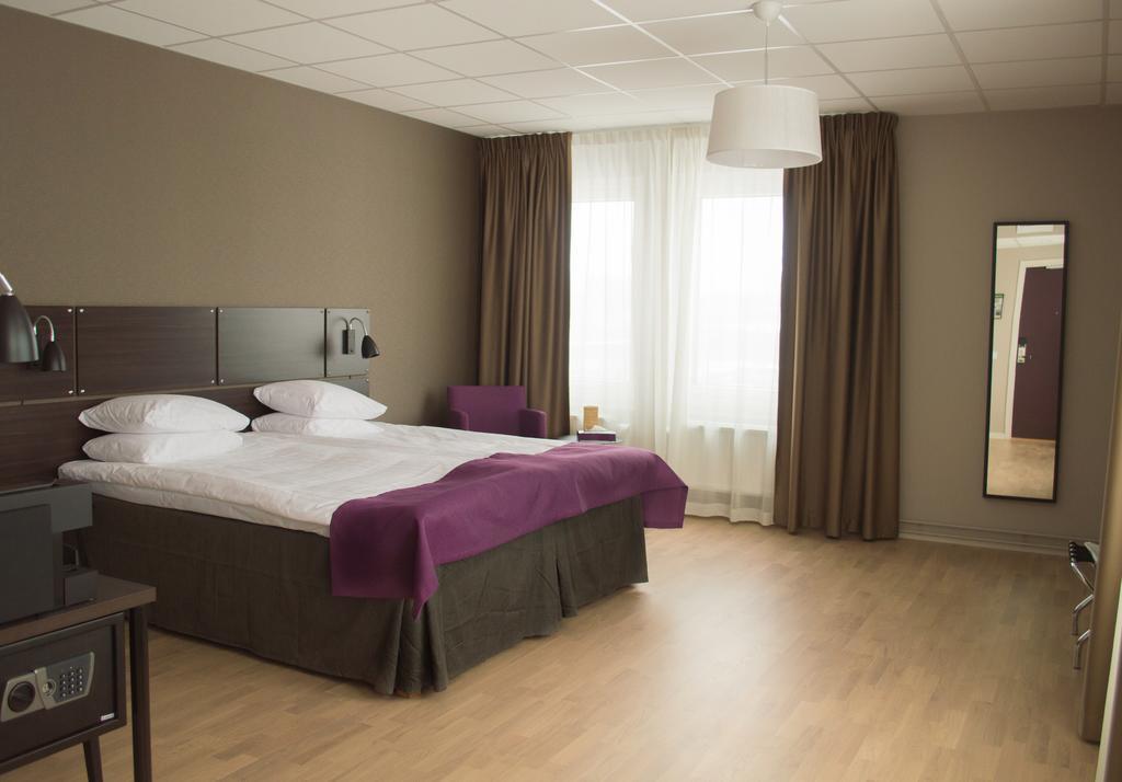 Best Western Plus Park Airport Hotel Arlanda Extérieur photo
